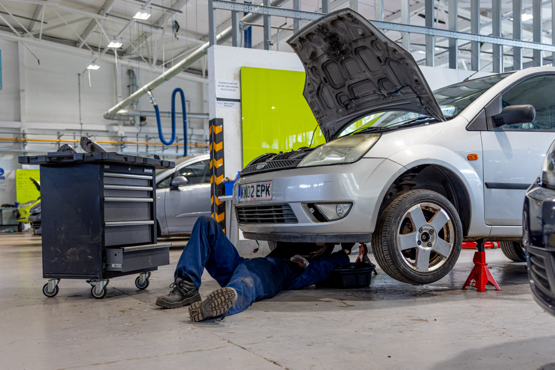 STR MOT 0326 015