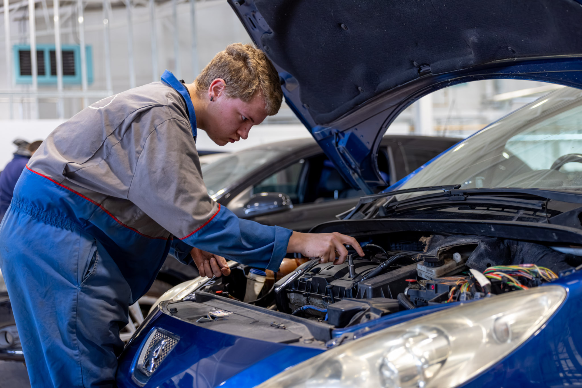 STR MOT 0326 031